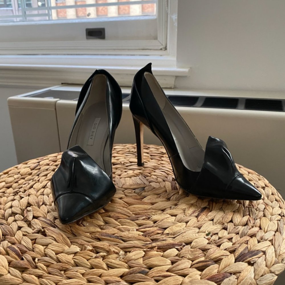 Gio Diev Geometric Black Pumps